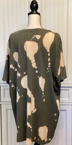 Virginia Distressed Short Sleeve Shirt ~ Unisex Size 3XL