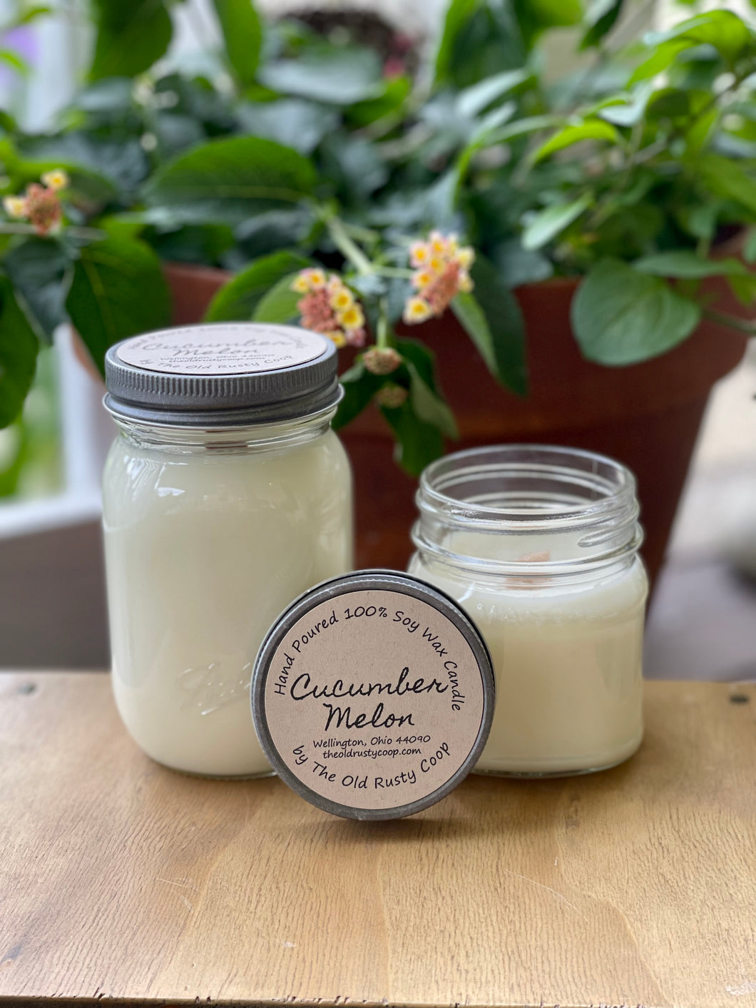 Cucumber Melon ~ Hand Poured 100% Soy Wax Wooden Wick Candles