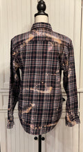 Load image into Gallery viewer, Dottie Distressed Flannel ~ Unisex Size Small
