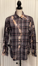 Load image into Gallery viewer, Dottie Distressed Flannel ~ Unisex Size Small
