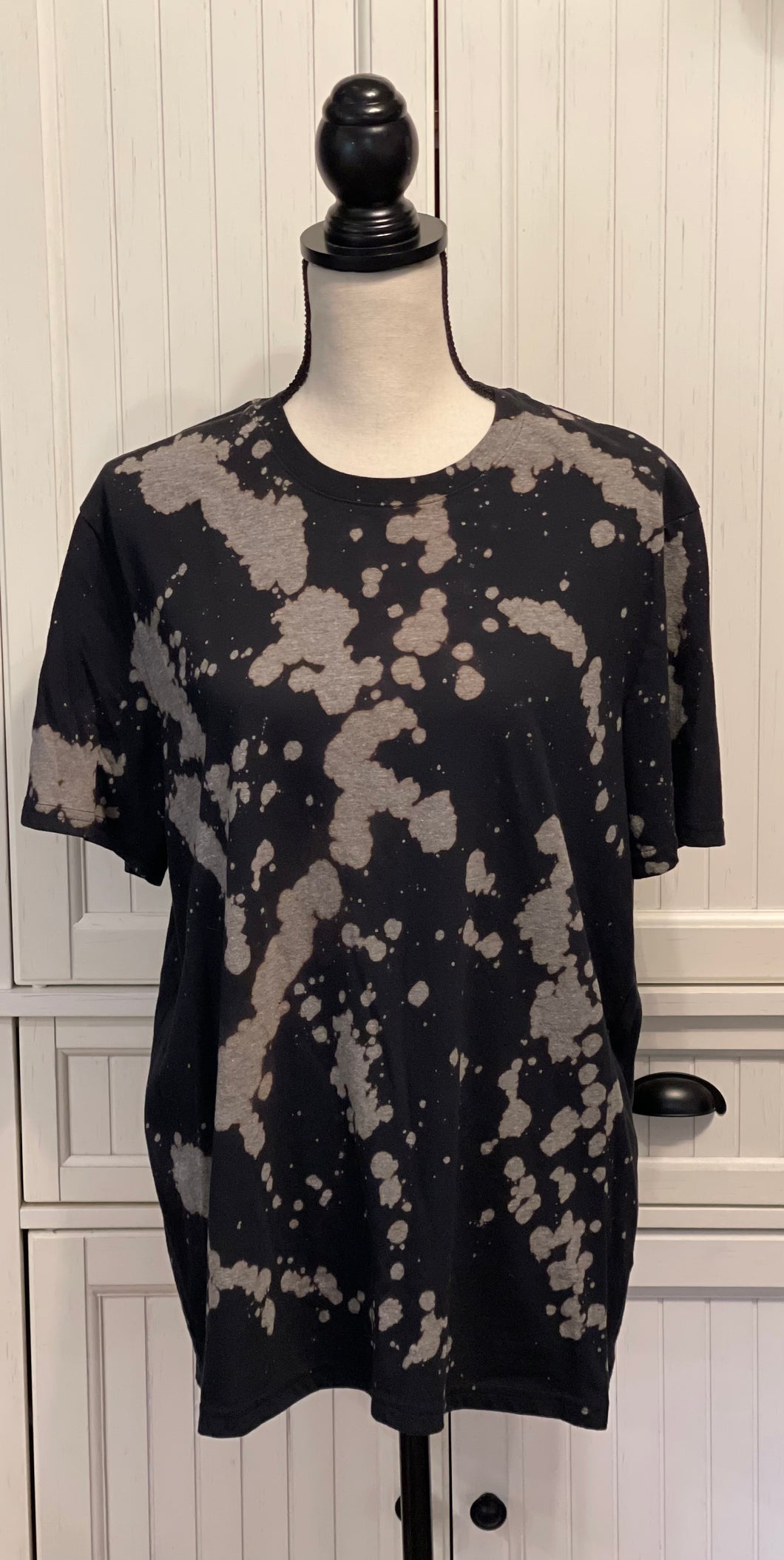 Bristol Distressed Short Sleeve Shirt ~ Unisex Size Large