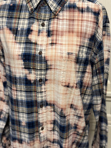 Dawne Distressed Flannel ~ Unisex Size Large