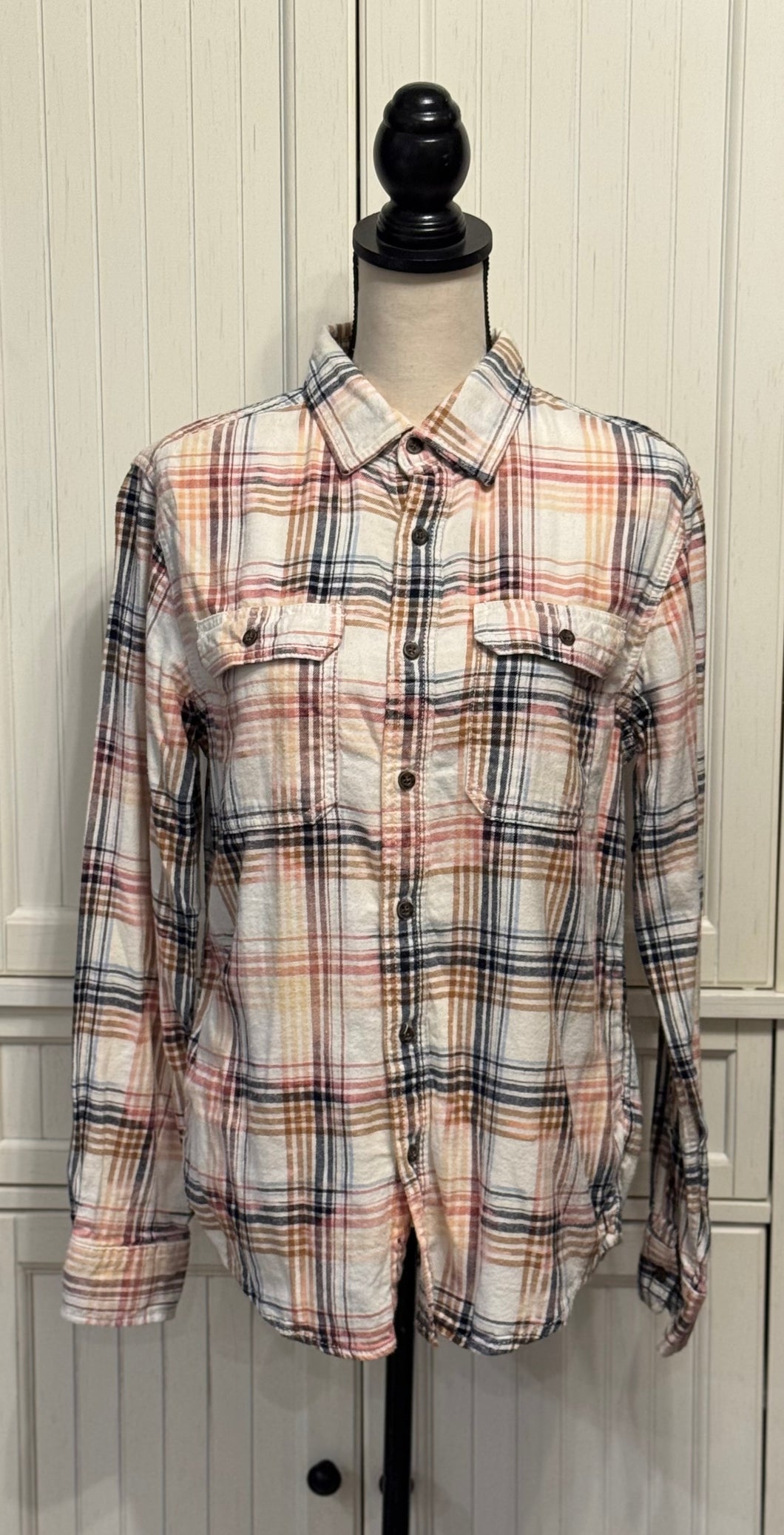 Ashley Distressed Flannel ~ Unisex Size Small