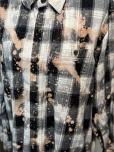 Load image into Gallery viewer, Hazel Distressed Flannel ~ Unisex Size Medium
