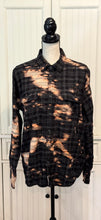 Load image into Gallery viewer, Babette Distressed Flannel ~ Unisex Size Medium
