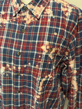 Load image into Gallery viewer, Mable Distressed Flannel ~ Unisex Size Medium
