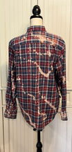 Load image into Gallery viewer, Mable Distressed Flannel ~ Unisex Size Medium
